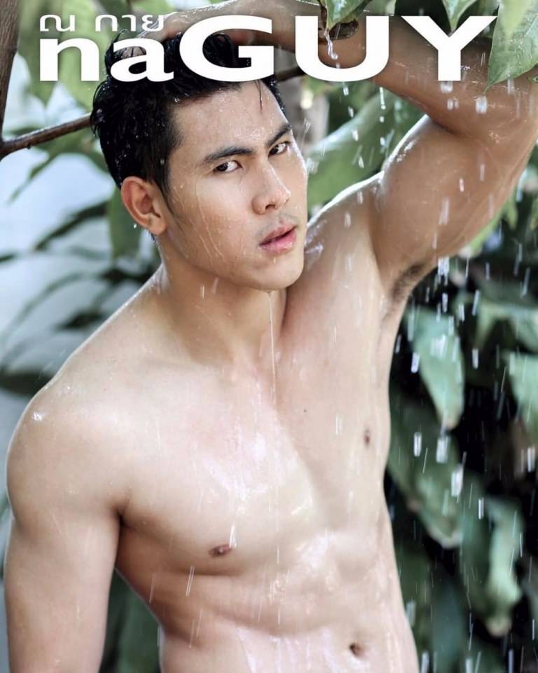 อกกล้ามทามน้ามแตก