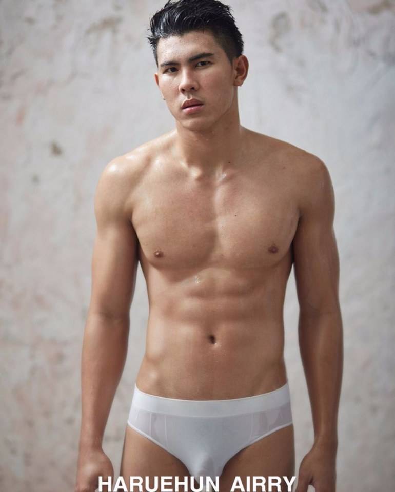 อกกล้ามทามน้ามแตก