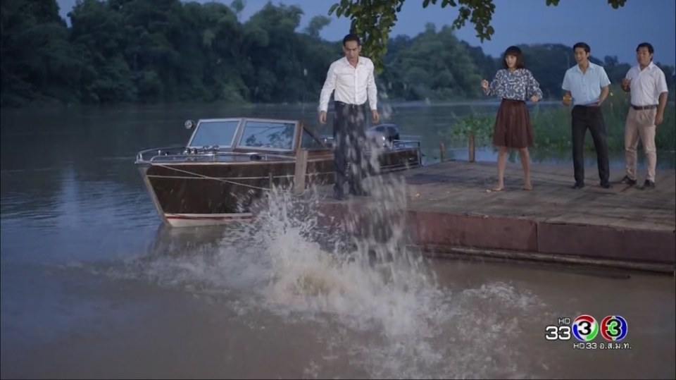 พี่ปอในละครตะวันยอแสง 5/4/17 รับบทเป็นนเรนทร์