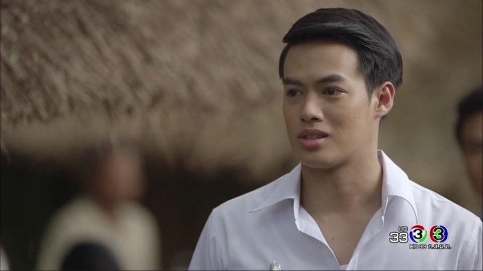 พี่ปอในละครตะวันยอแสง 5/4/17 รับบทเป็นนเรนทร์