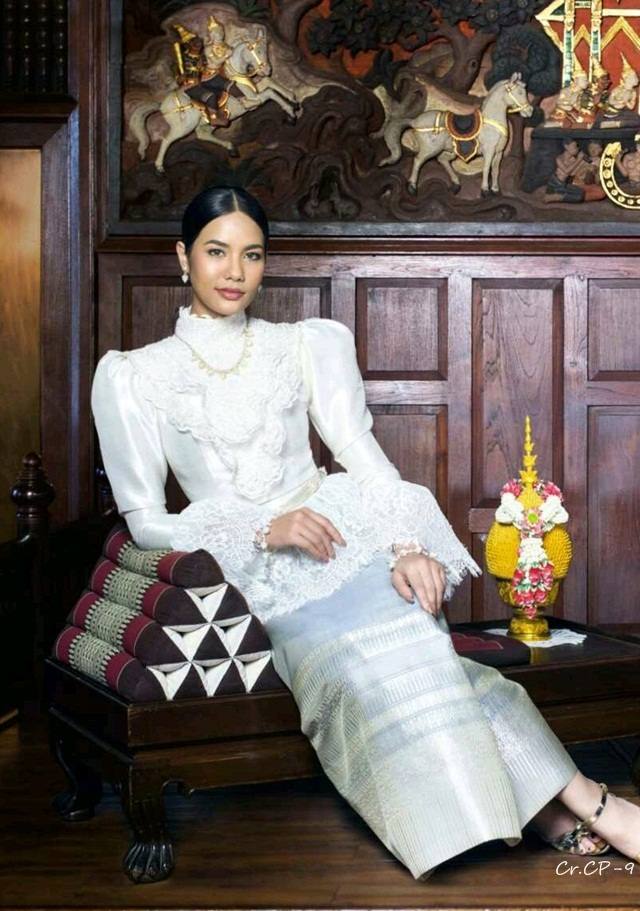 น้ำตาล-ชลิตา @ ขวัญเรือน vol.49 no.1088 March 2017
