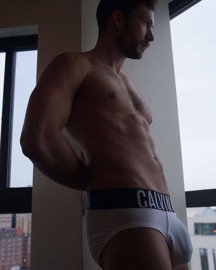 hot male 31 (+18)