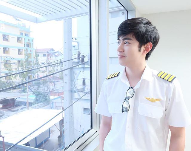 กัน รัชชานนท์ หล่อใสในชุดนักศึกษา