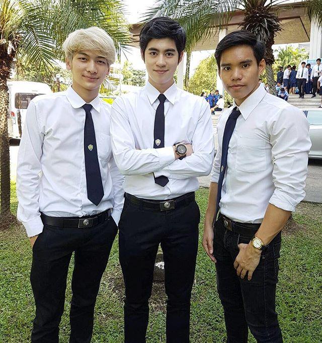 กัน รัชชานนท์ หล่อใสในชุดนักศึกษา