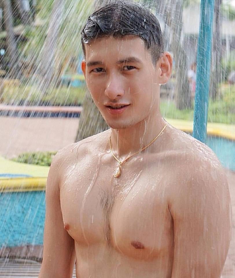 รับเทศกาลอกล่ำฉ่ำแฉะ01