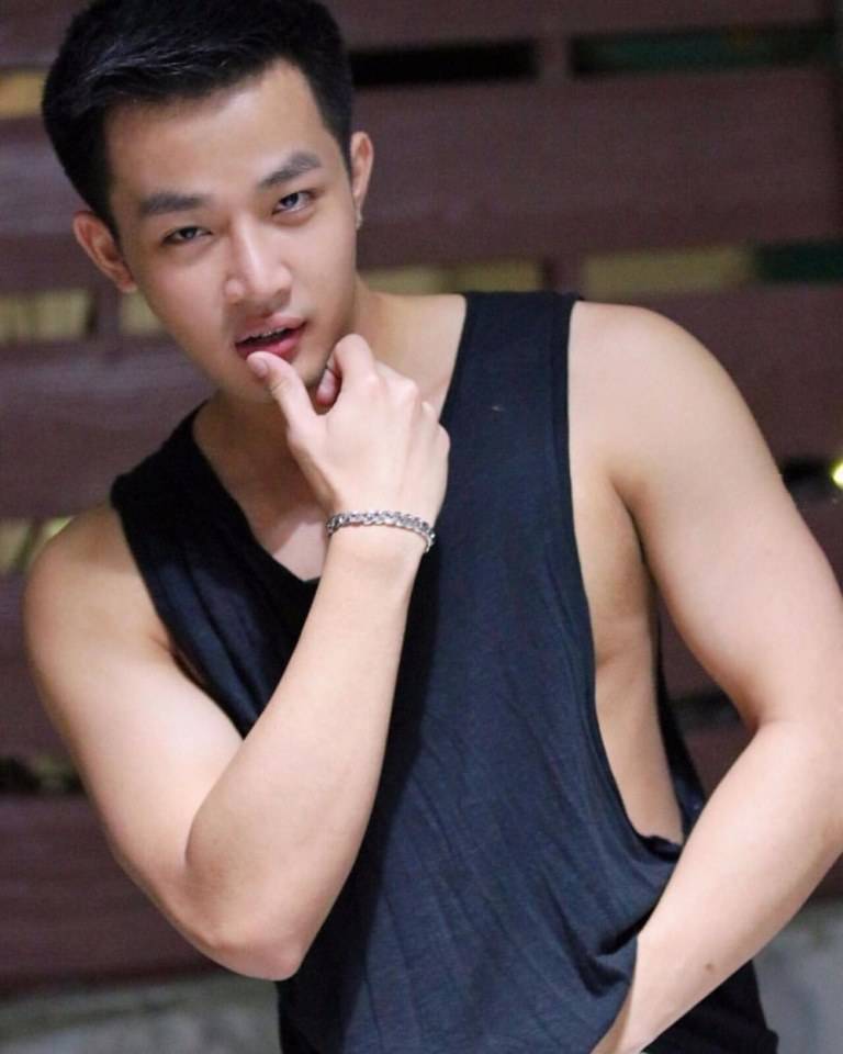 รับเทศกาลอกล่ำฉ่ำแฉะ01