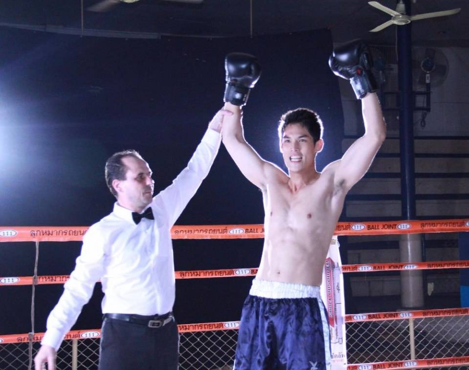 รวมภาพสามีแห่งชาติ กันต์ แบบแซ่บๆ