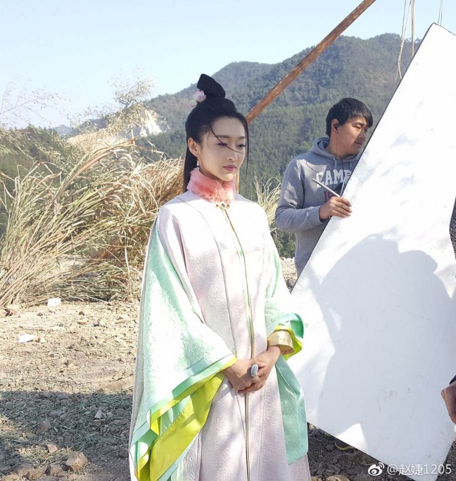 Hua Xie Hua Fei Hua Man Tian 《花谢花飞花满天》 2017 part23