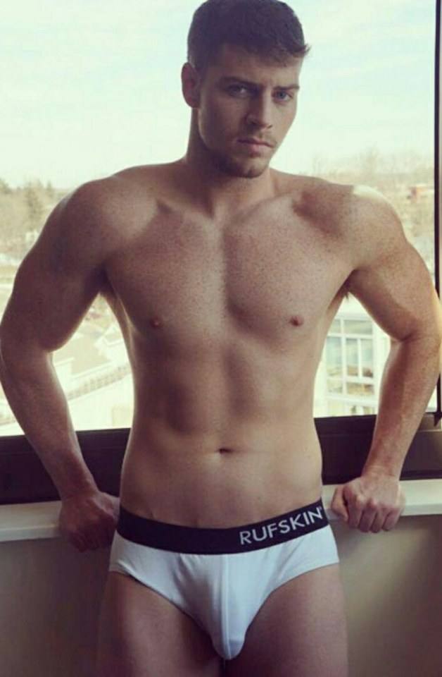 hot male 35 (+18)
