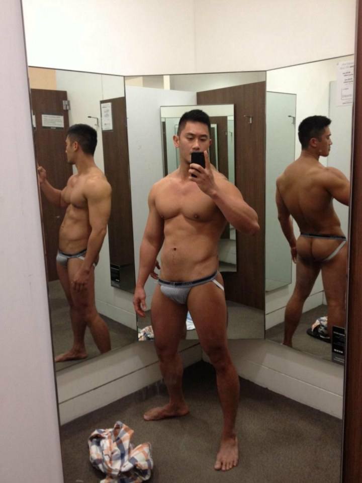 hot male 35 (+18)