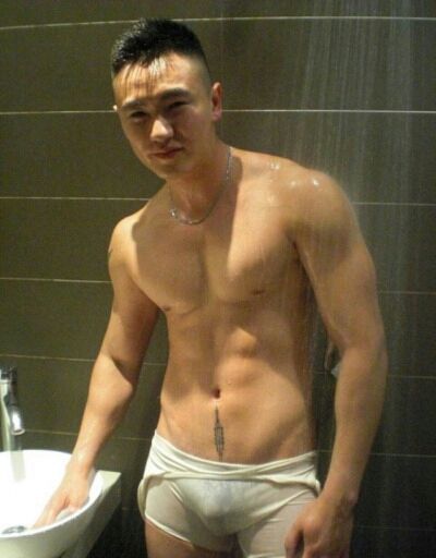 hot male 35 (+18)