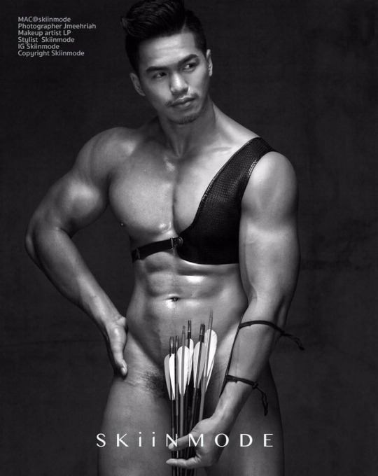 ถอดโชว์เรือนร่าง 1513