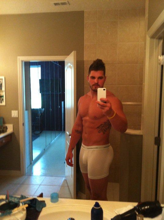hot male 37 (+18)