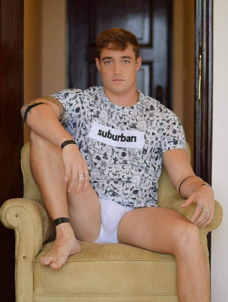 hot male 37 (+18)