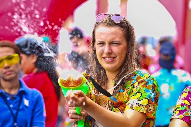 รวมรูปสาวสุดน่ารักในงาน M2F Bangkok Songkran Festival 2017