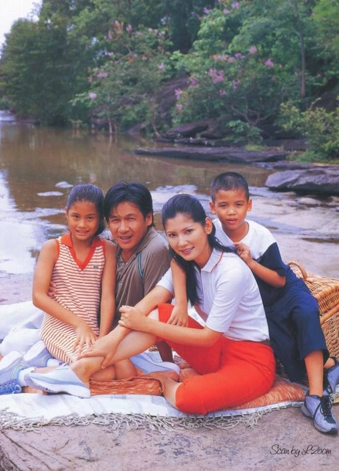 (วันวาน) เพื่อนเดินทาง ปีที่ 24 ฉบับที่ 274 ตุลาคม 2545