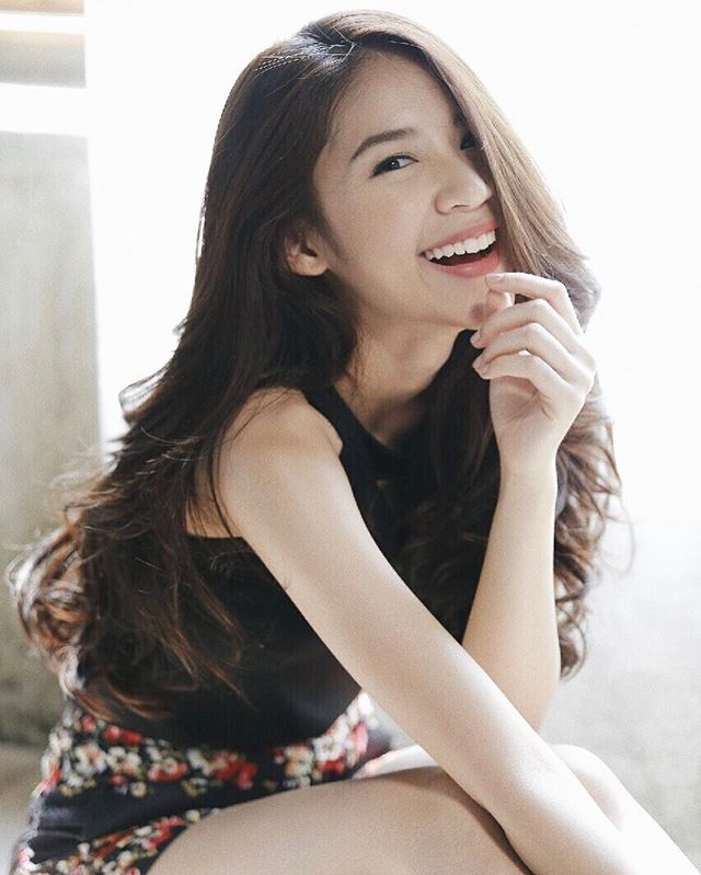 เบนซ์ ณัฐธิดา นักแสดงหน้าใหม่ที่น่าจับตามอง!!