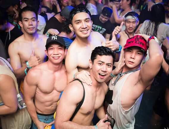 เก็บตกงานสงกรานต์2560 [1] (ชายแท้ชายเทียมดูเอานะก๊ะ)