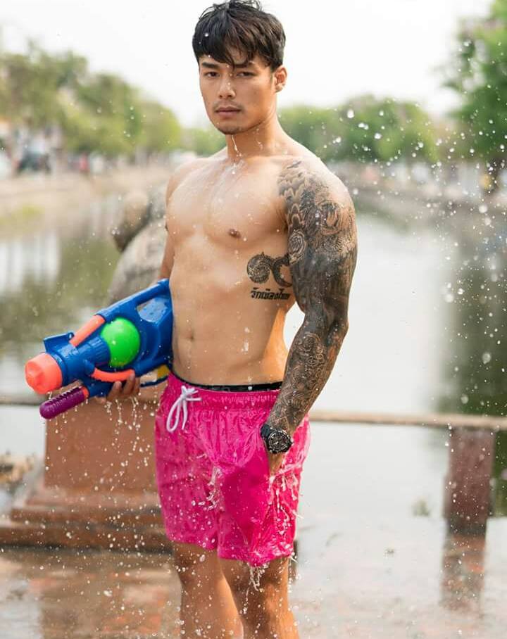 เก็บตกงานสงกรานต์2560 [2] (ชายแท้ชายเทียมดูเอานะก๊ะ)