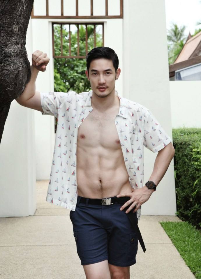 อ้วน ยิ่งแก่ยิ่งแซ่บ @Surround