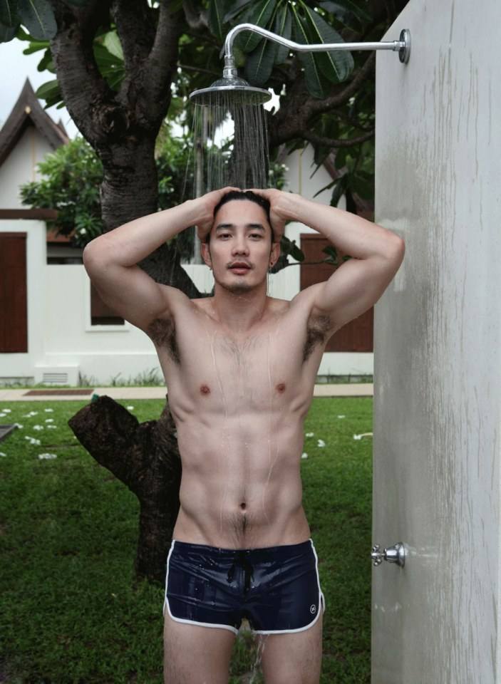 อ้วน ยิ่งแก่ยิ่งแซ่บ @Surround