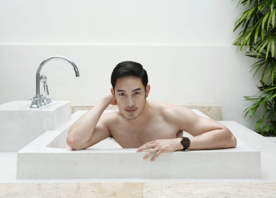 อ้วน ยิ่งแก่ยิ่งแซ่บ @Surround