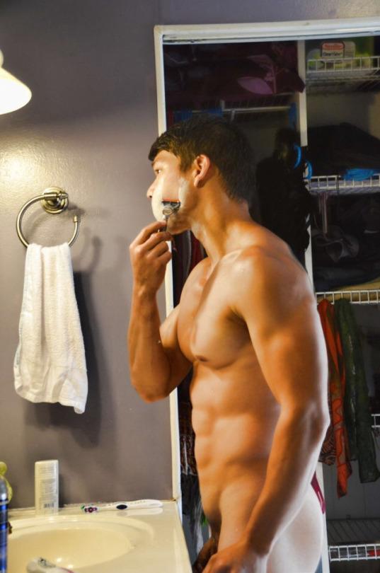 hot male 45 (+18)