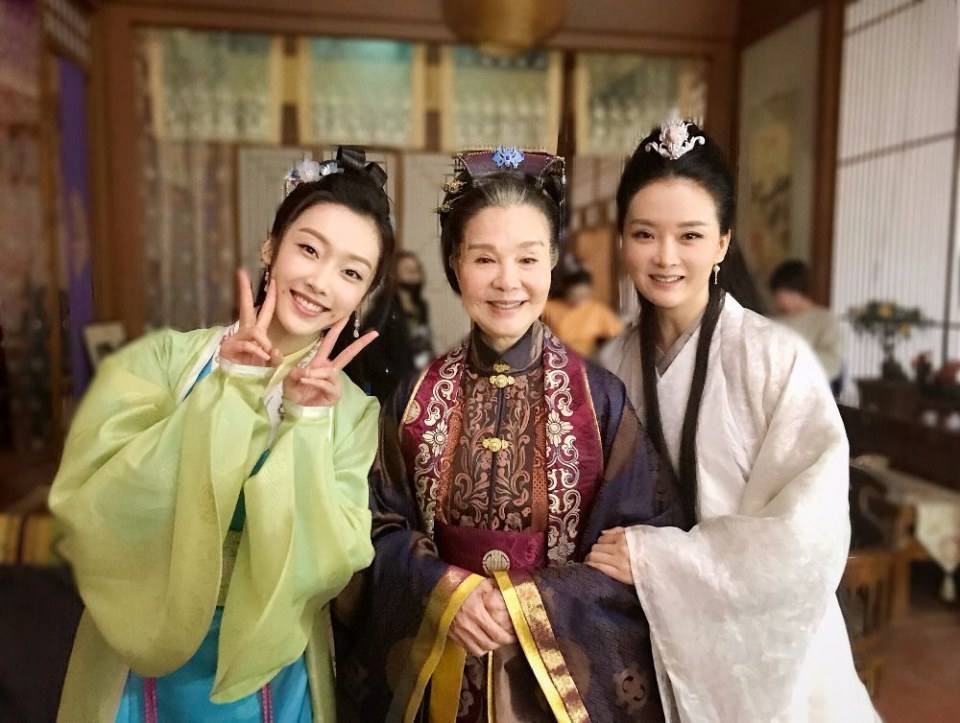 Hua Xie Hua Fei Hua Man Tian 《花谢花飞花满天》 2017 part27