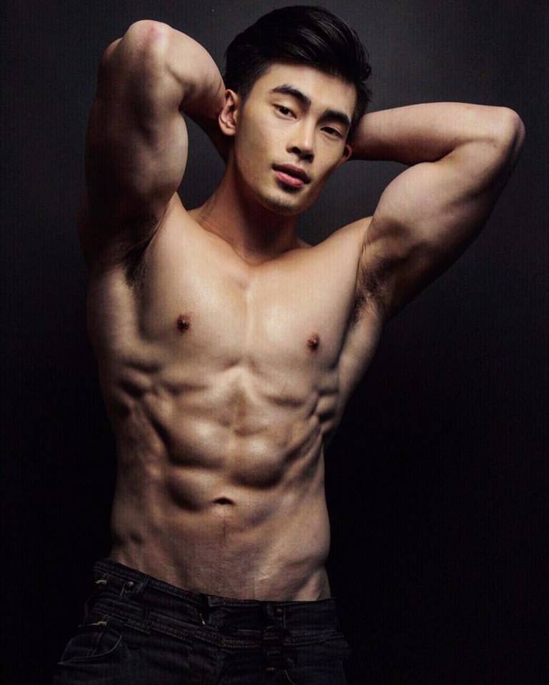 2ล่ำแซ่บรับวันหยุด