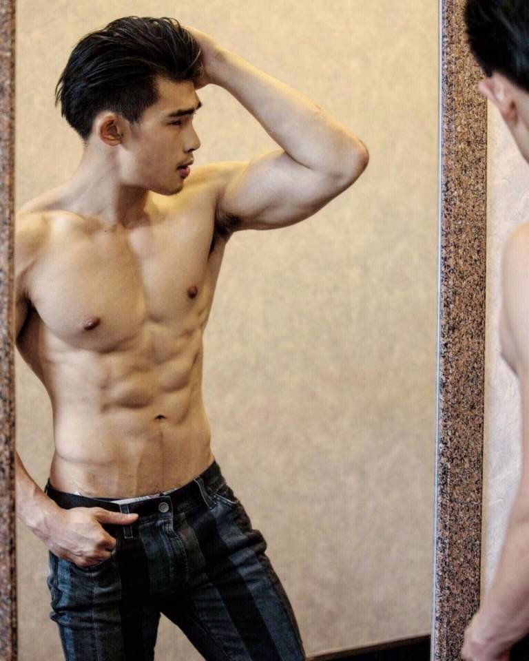 2ล่ำแซ่บรับวันหยุด
