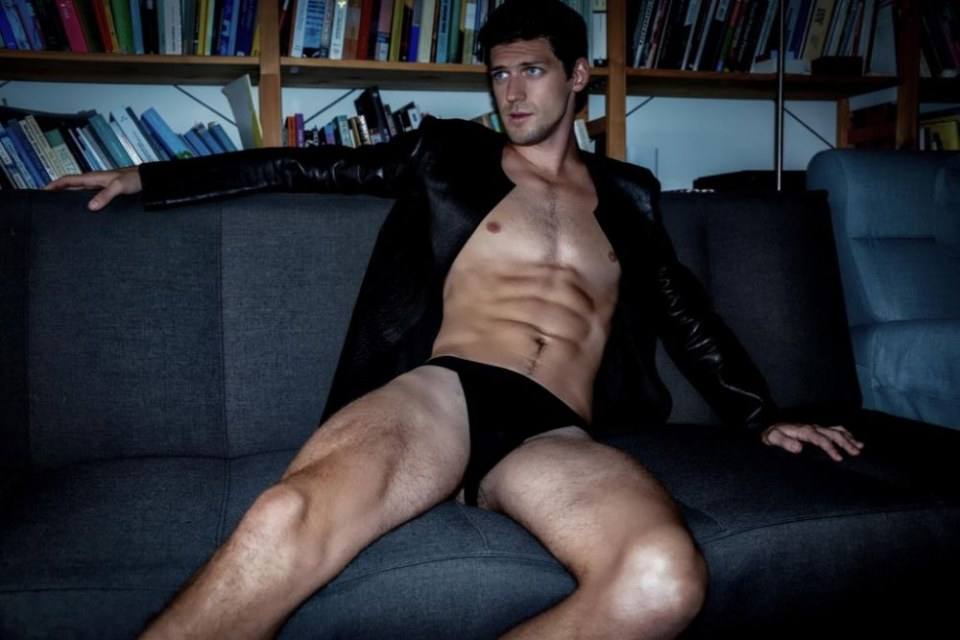 Hot guy in underwear 250