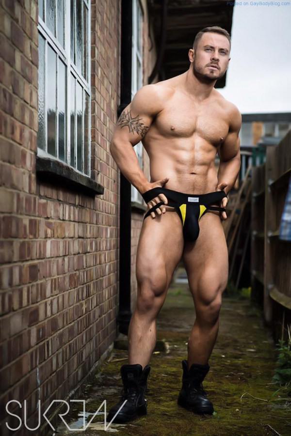 Hot guy in underwear 250