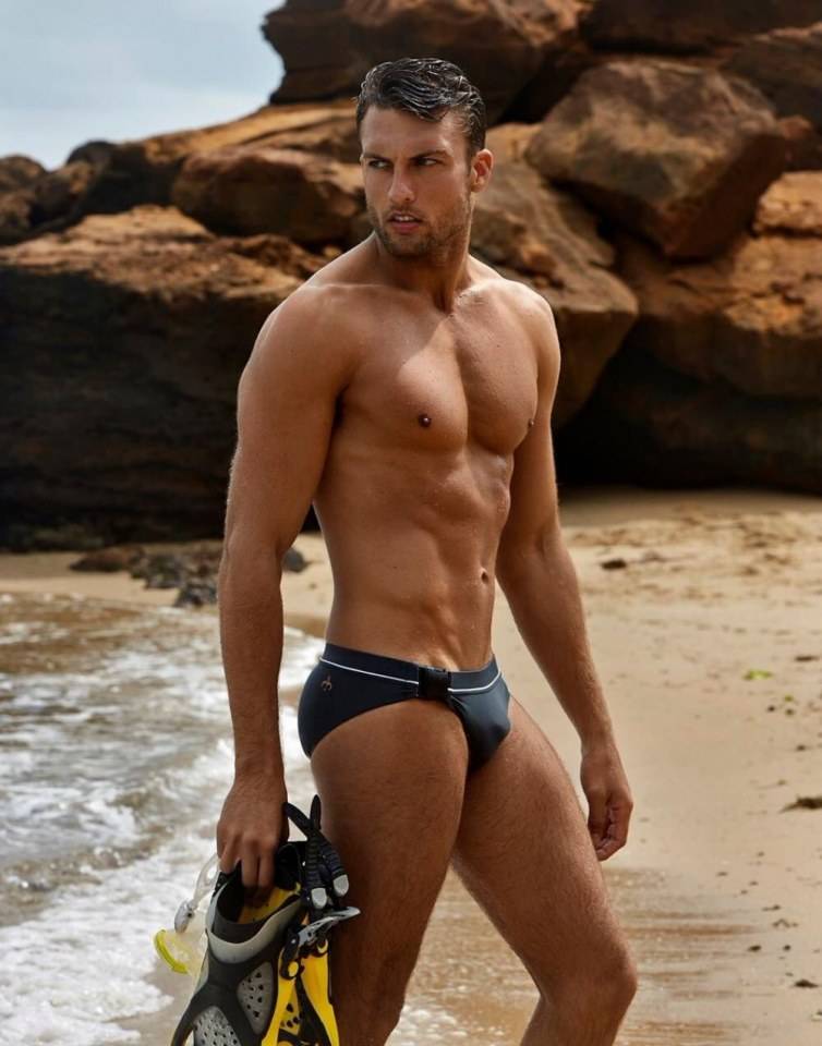 Hot guy in underwear 250