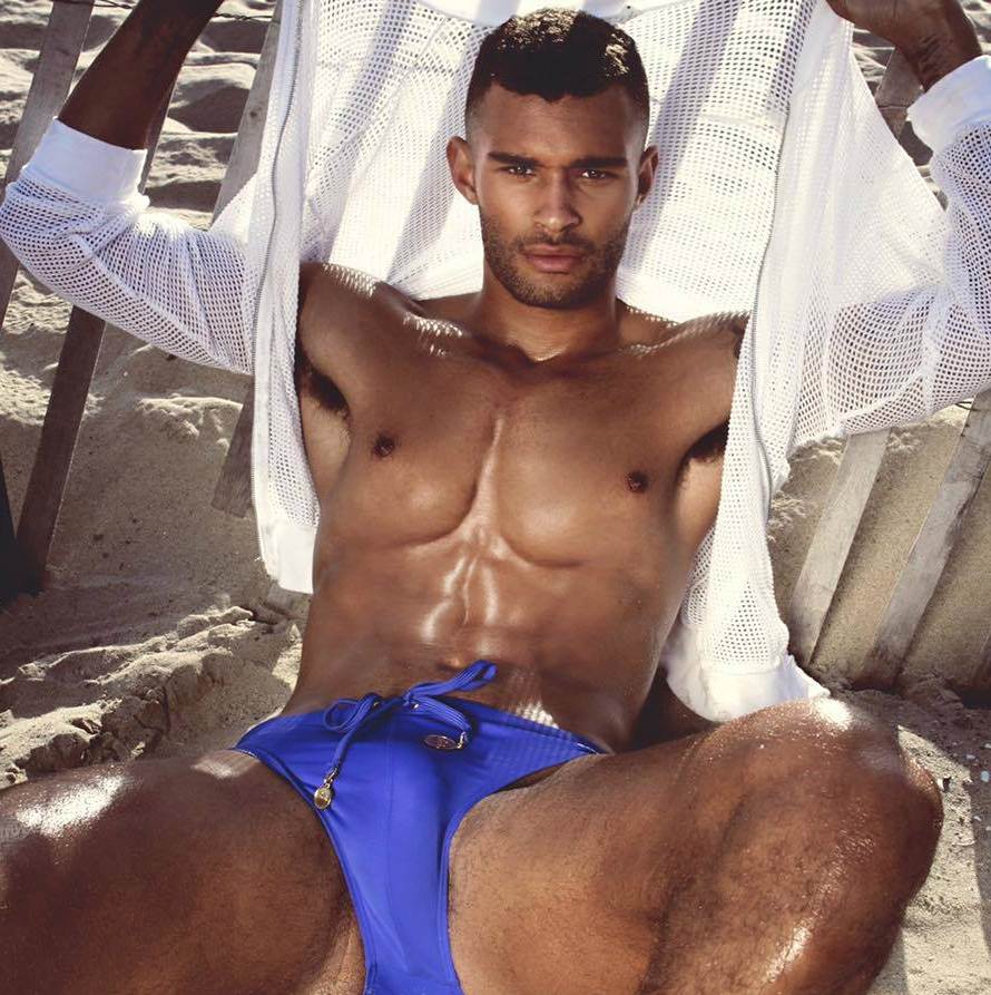 hot male 49 (+18)