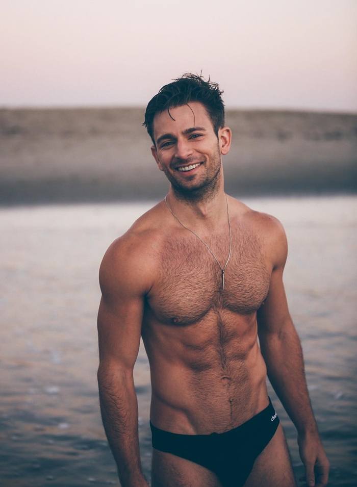 Hot guy in underwear 252