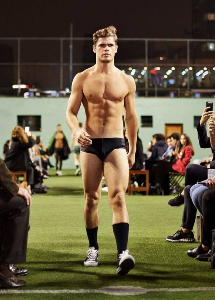 Hot guy in underwear 252