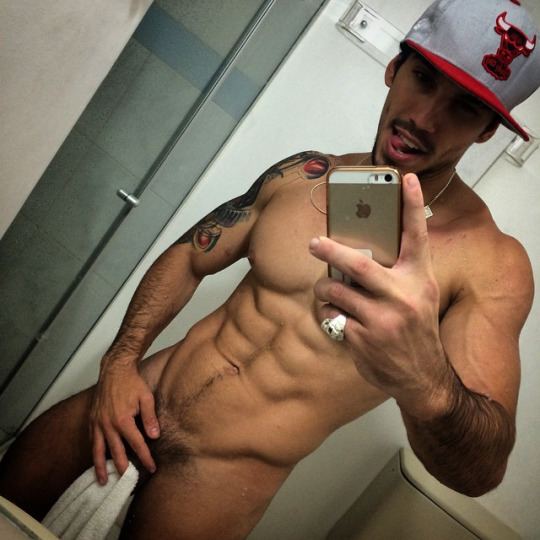 hot male 51 (+18)