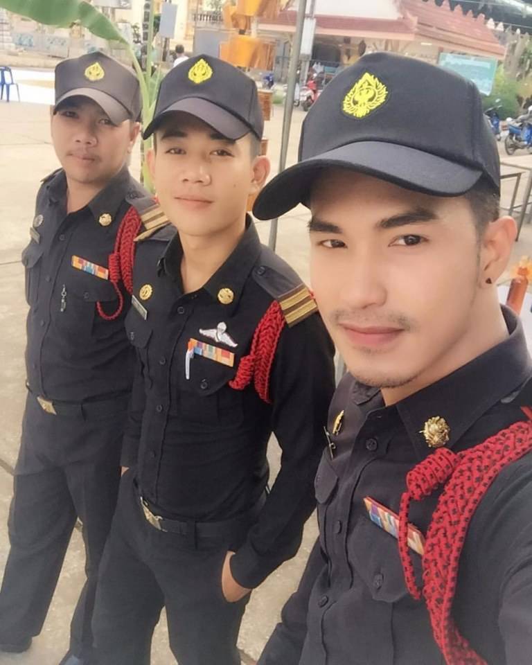 ตำรวจแซ่บ