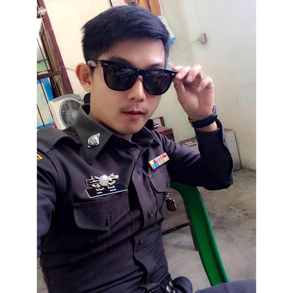 ตำรวจแซ่บ