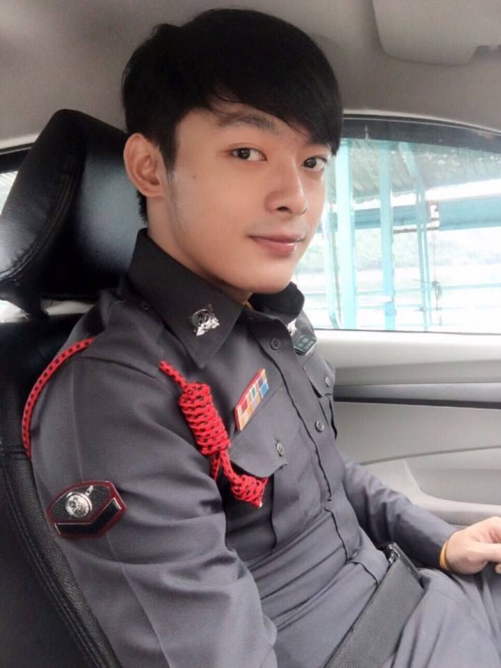 ตำรวจแซ่บ