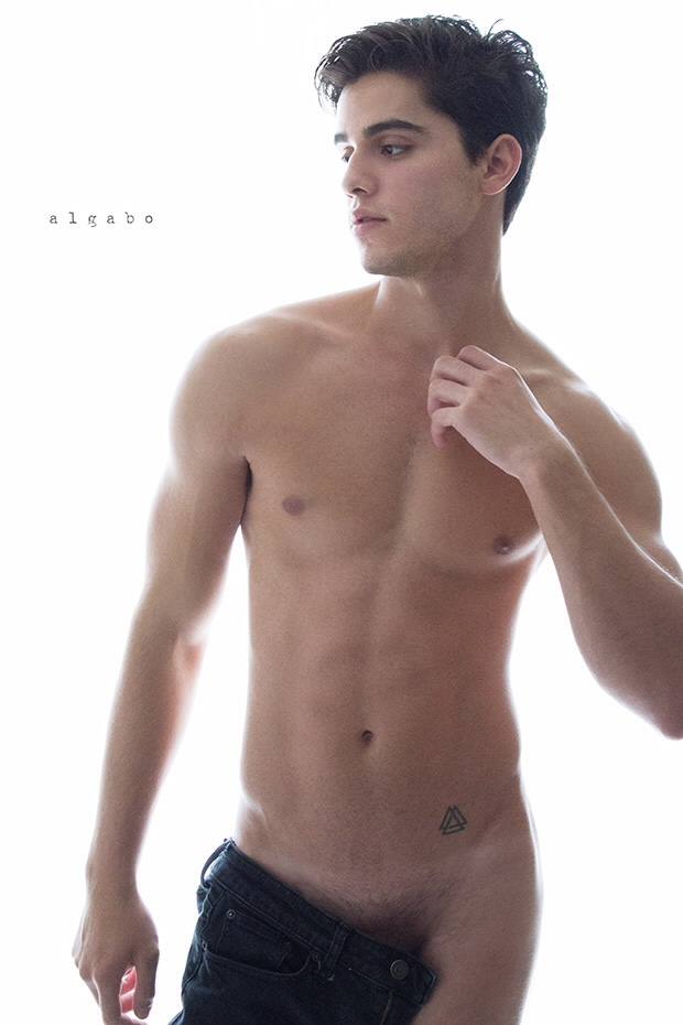 hot male 53 (+18)