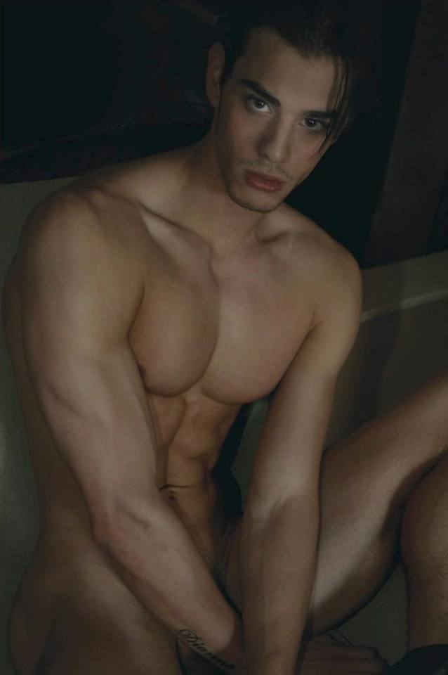 hot male 53 (+18)