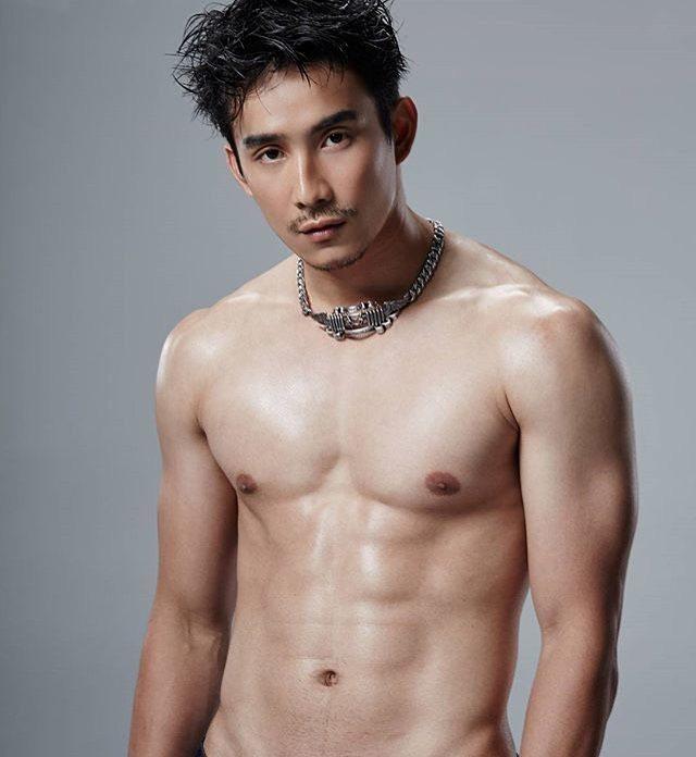 หล่อล่ำเลียเลย001