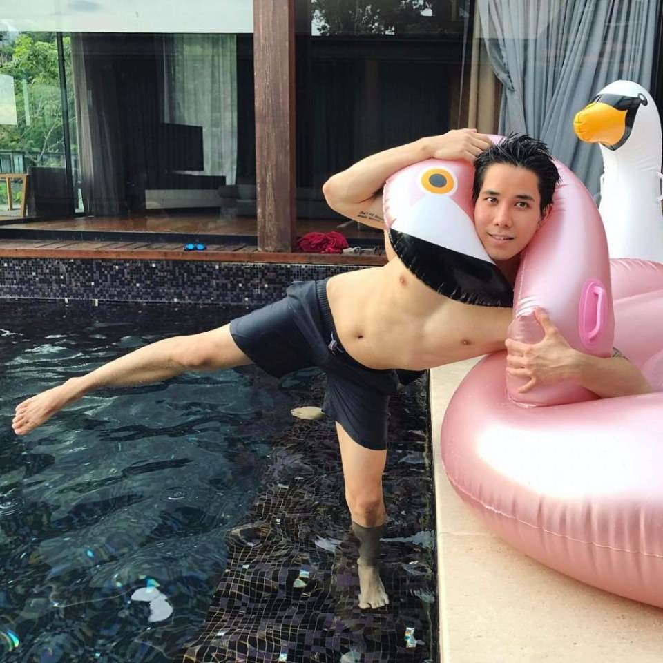หล่อล่ำเลียเลย001