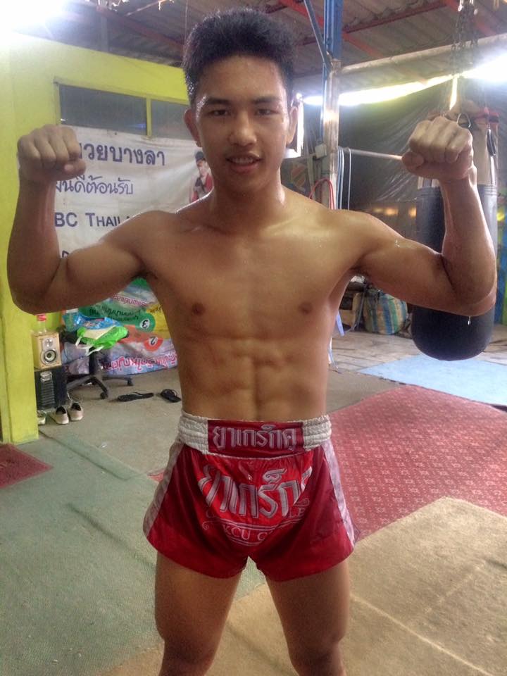 อยากมวยโค้กกันเลยทีเดียว