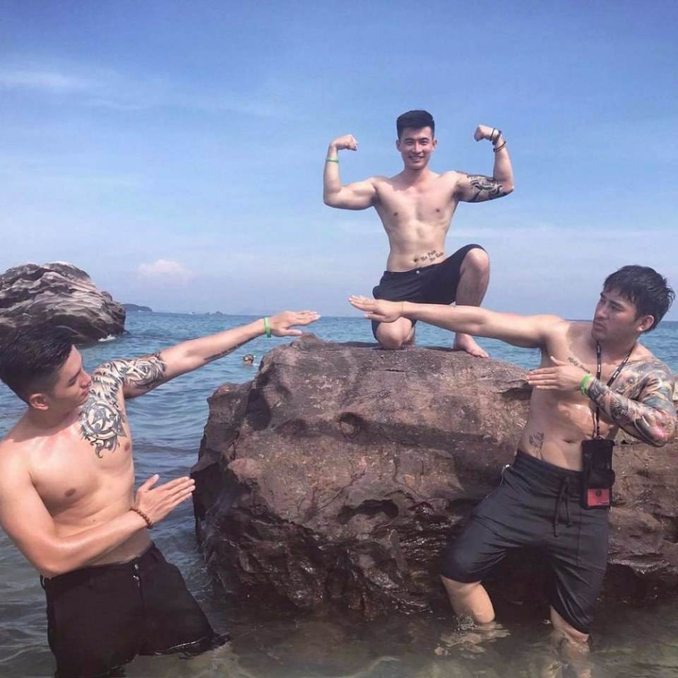 ขนอุย หนวด กล้าม อยากทั้งนั้น