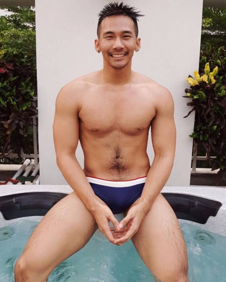 ขนอุย หนวด กล้าม อยากทั้งนั้น