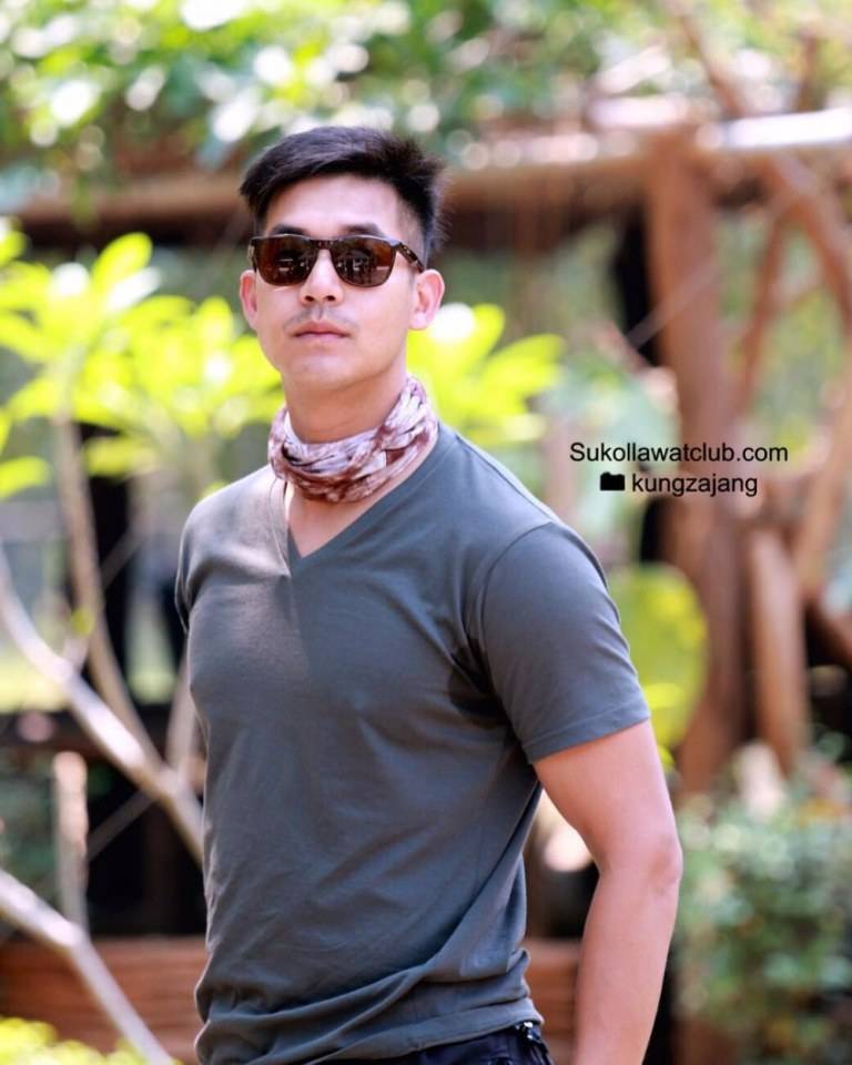 อ้ายเอ้ยย..ตาฮักขนาดเน๊อะ