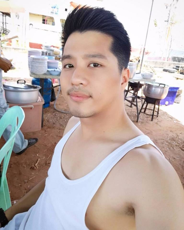 เช้านี้กับตี๋  วิวิศน์