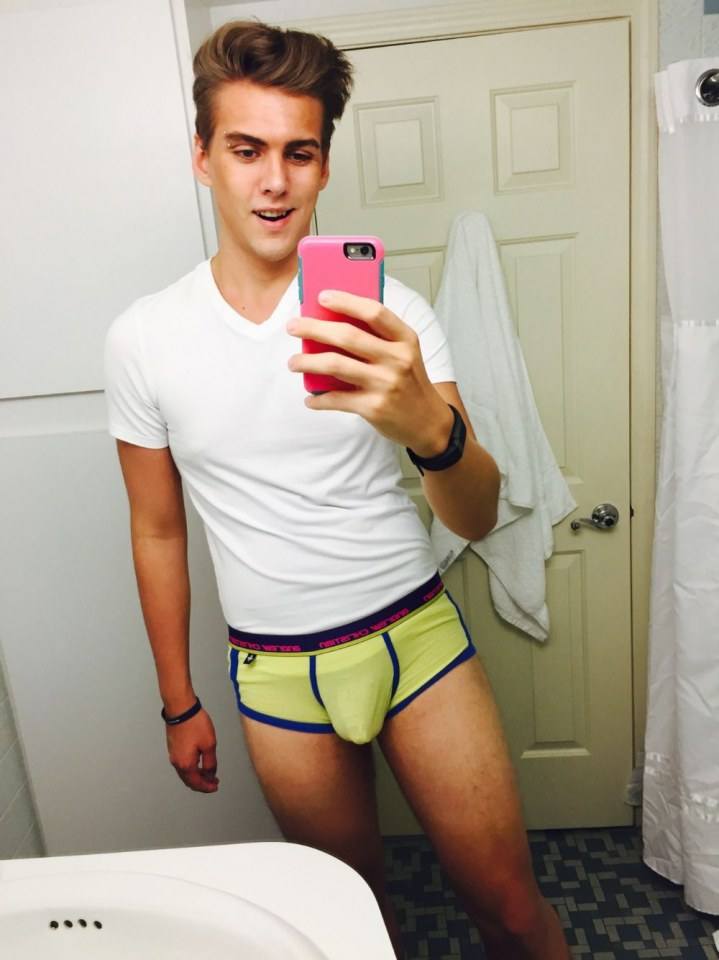 Hot guy in underwear 253